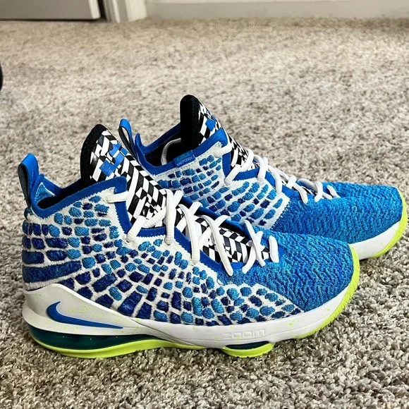 Nike LeBron XVII 17 (GS) Sprite 6Y